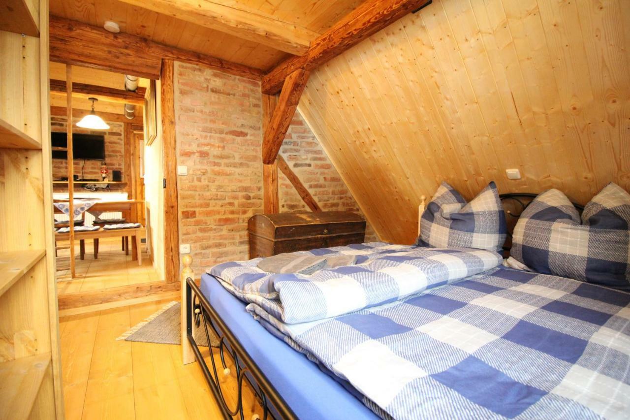 Ferienhaus Anno Dazumal, Wie Zu Opa'S Zeiten Klingenthal Eksteriør bilde