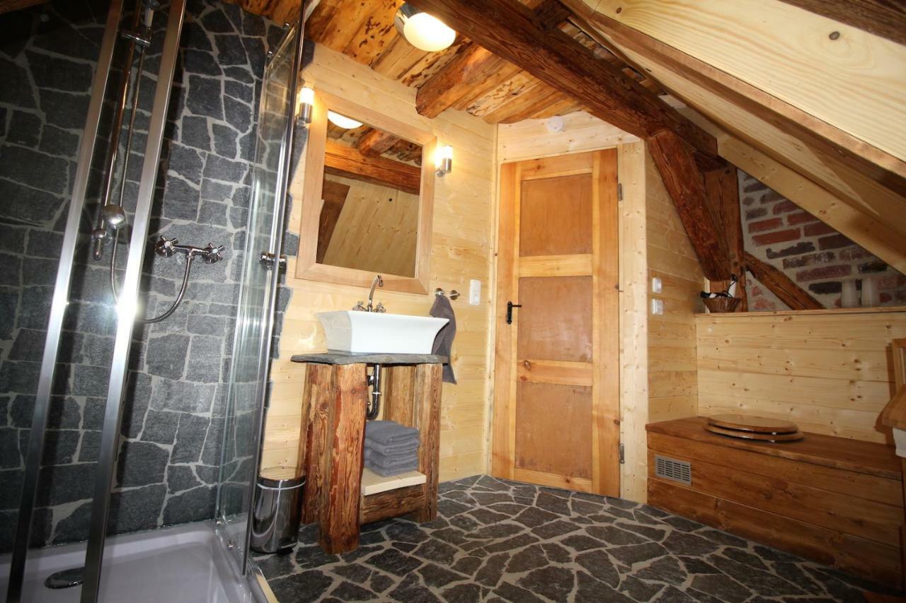 Ferienhaus Anno Dazumal, Wie Zu Opa'S Zeiten Klingenthal Eksteriør bilde
